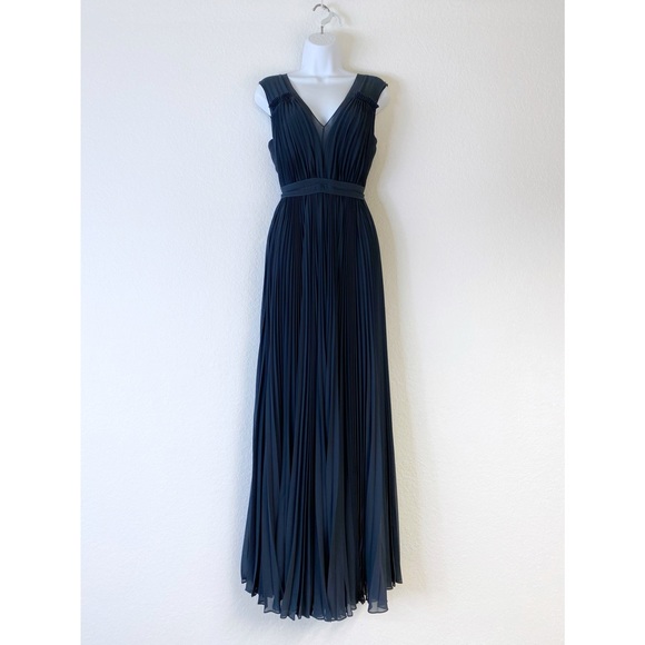 Rebecca Taylor V-neck Pleated Chiffon Floor Length Gown in Navy Blue size 4 - Picture 7 of 15